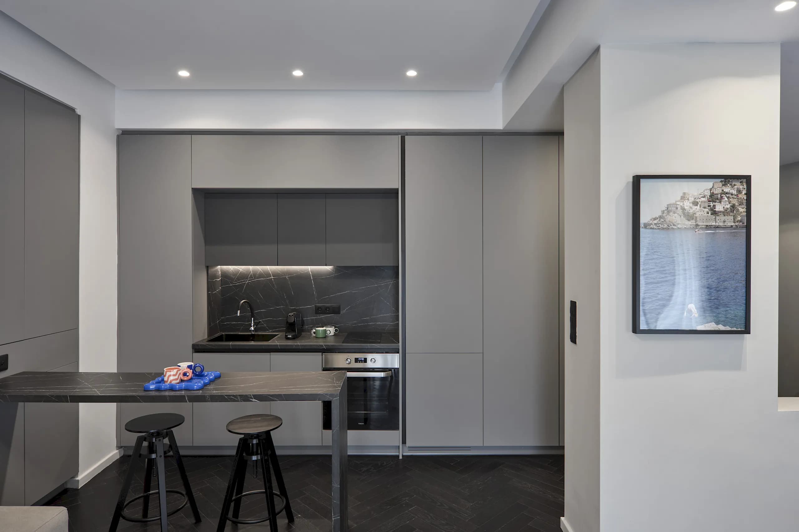 Studio Apartment in Monastiraki, Athens 4